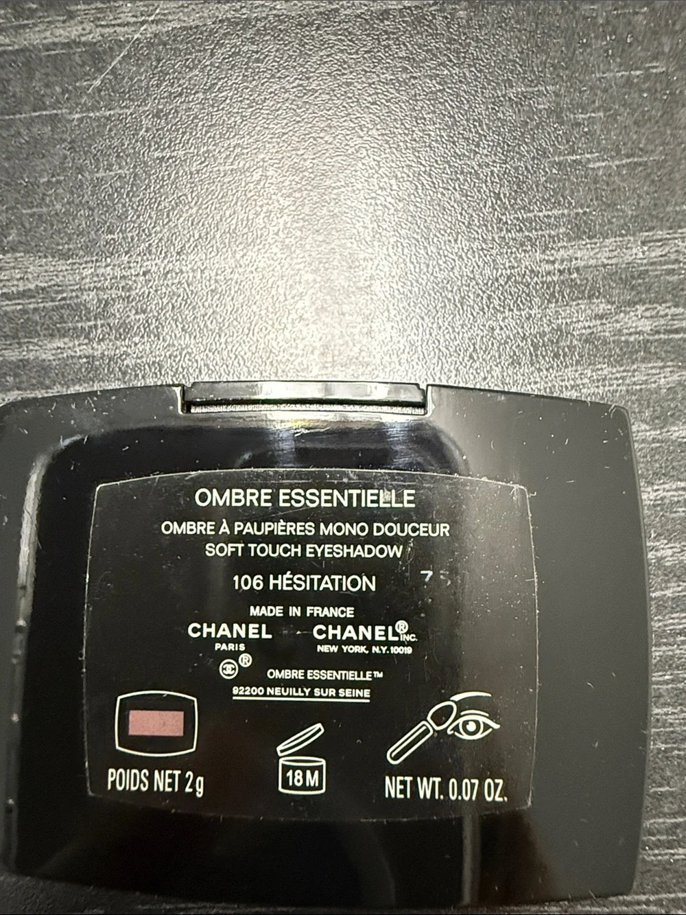 CHANEL Ombre Essentielle - Eye Shadow -             106 Hesitation